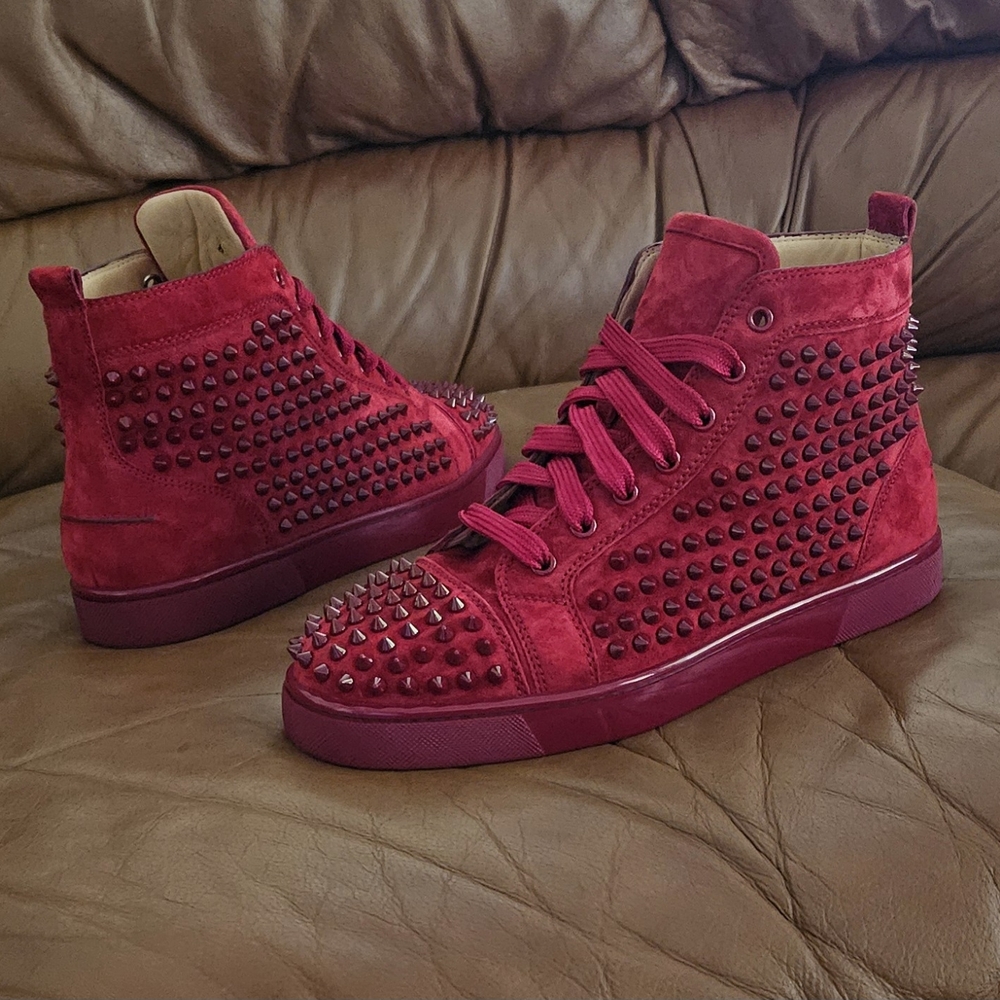 Men's Christian Louboutin Red Suede Spike-Studded Luxury Sneakers Size 8 US